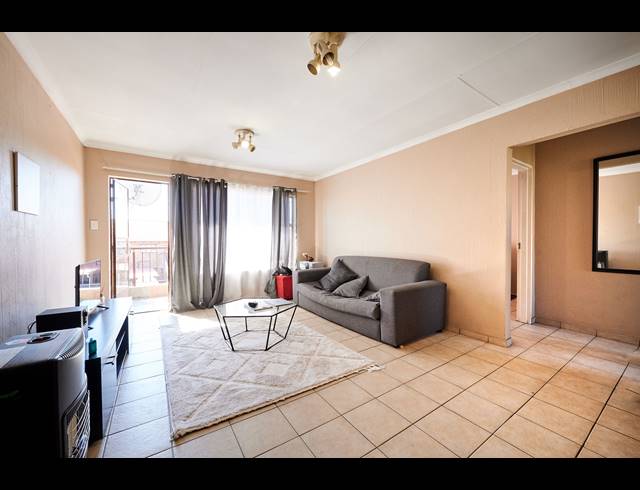 1 BEDROOM APARTMENT FOR SALE IN VORNA VALLEY